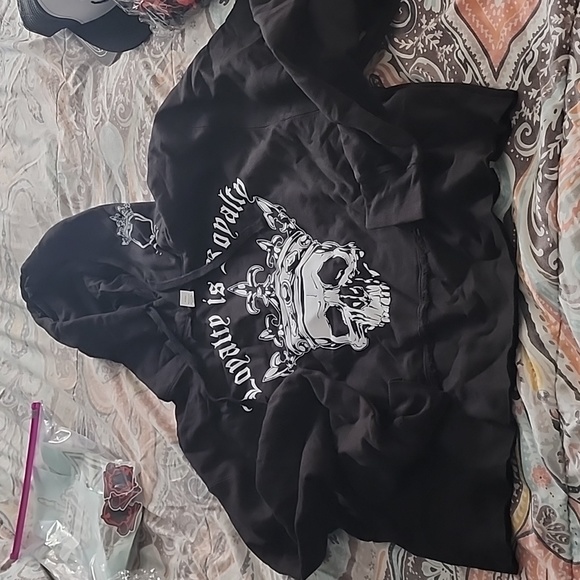 the drive clothing Tops - Black 'Loyalty is Royalty' Skull Hoodie